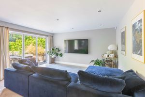 Photo 31- click for photo gallery